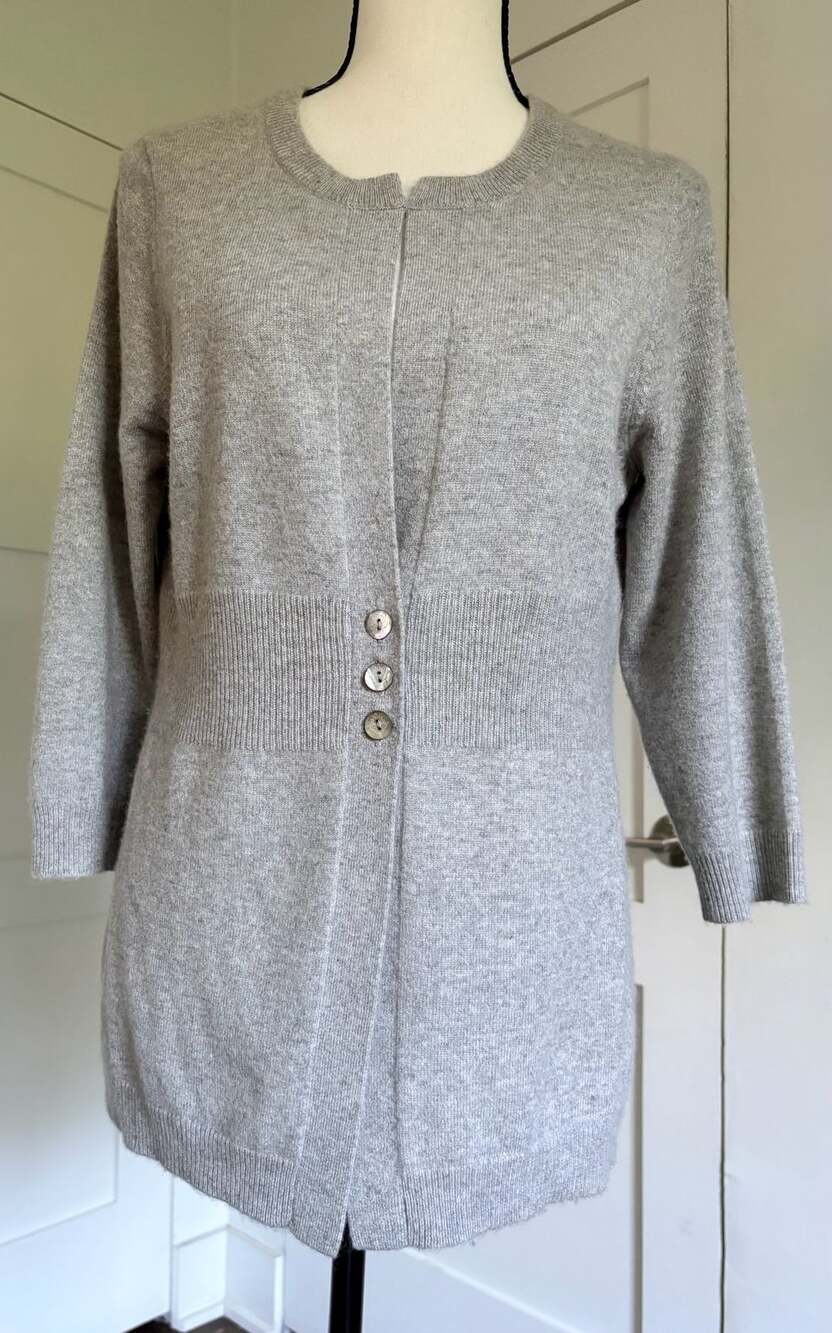 Elena Solano Cashmere Cardigan Size L Gray 100% 2-Ply Cashmere